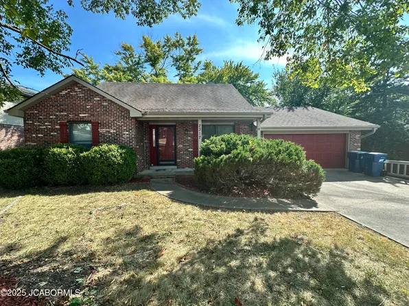 2317 Colonial Hills Rd, Jefferson City, MO 65109