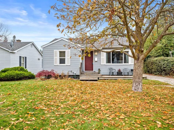 3824 S Sherman St, Spokane, WA 99203