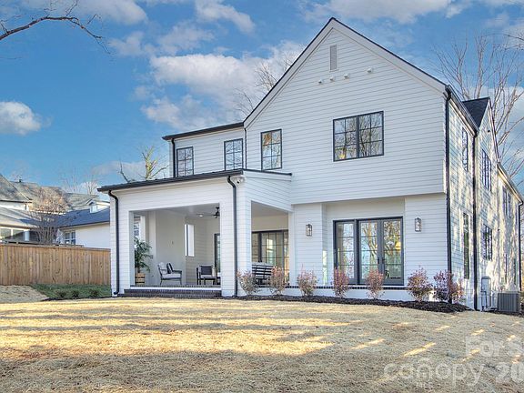 3rd image of 3912 Stoney Ridge Trl