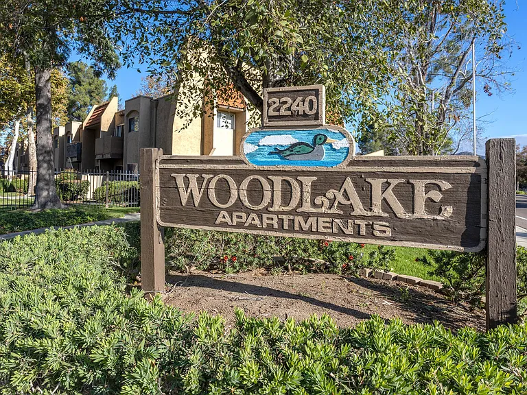 Woodlake — Photo 6
