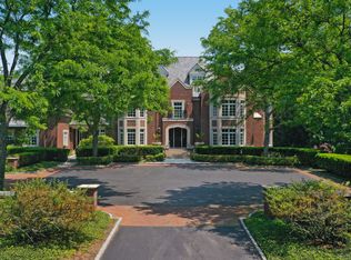 121 N Green Bay Rd, Lake Forest, IL 60045