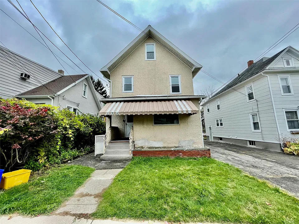 224 Odell Ave #2