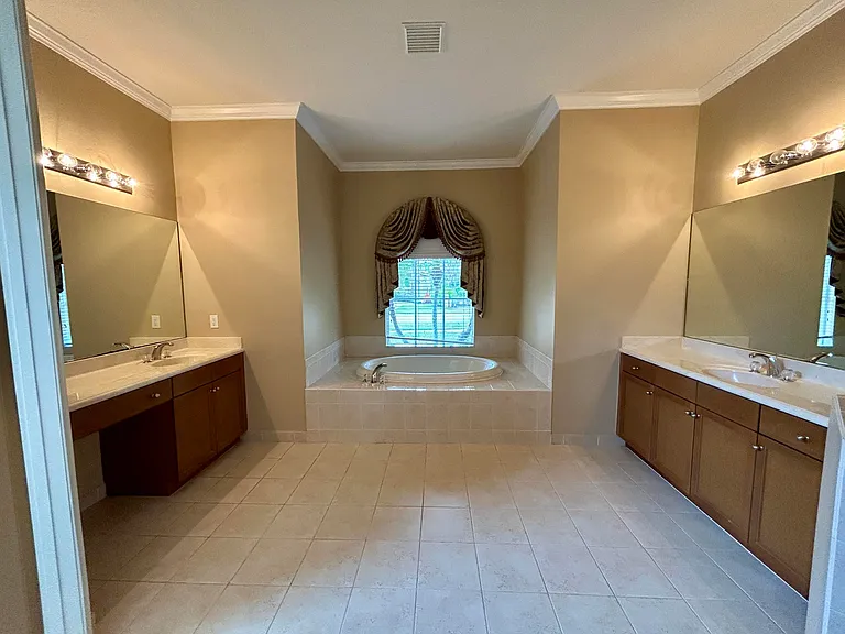 9249 Pineville Dr — Photo 17