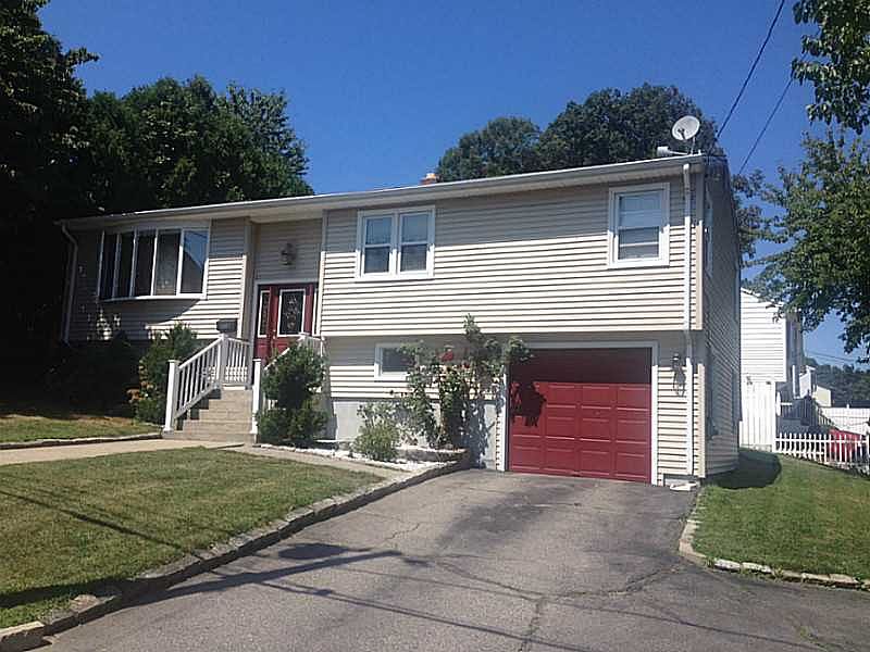 1st image of 218 Highland Ave