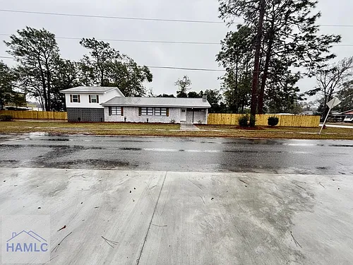 204 N Palm St Photo 1