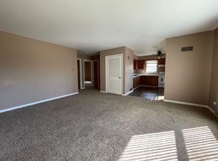 101 Floss Mar Ct, East Peoria, IL 61611