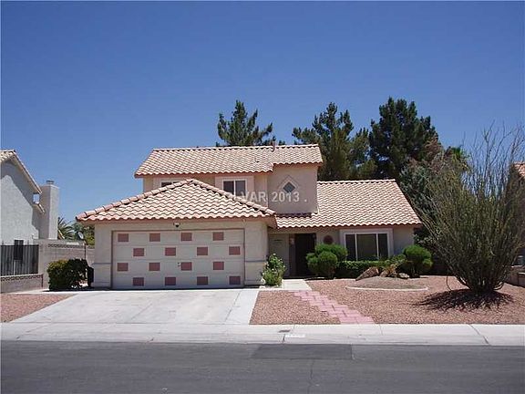 2nd image of 4820 Pinon Dr