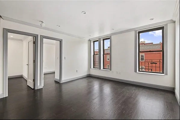 Rented by VRE | media 3