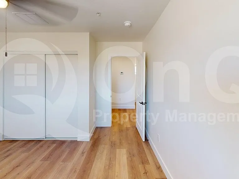 410 W Hadley St #2 — Photo 9