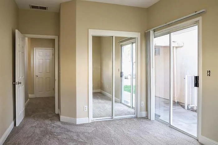 5745 W Decatur Ave — Photo 6