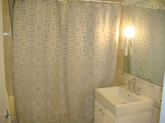 Rented by Luxury Property Group | media 44