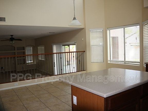 3rd image of 15010 W Poinsettia Dr