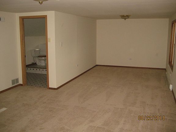 4th image of 229 49th Ave