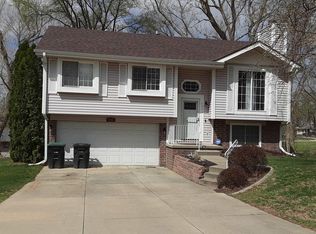 5006 Nebraska Ave, Omaha, NE 68104