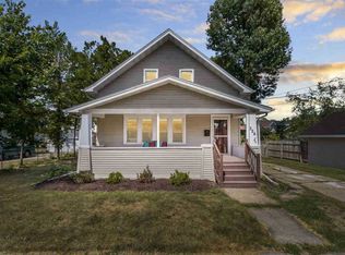 324 Division St, Neenah, WI 54956