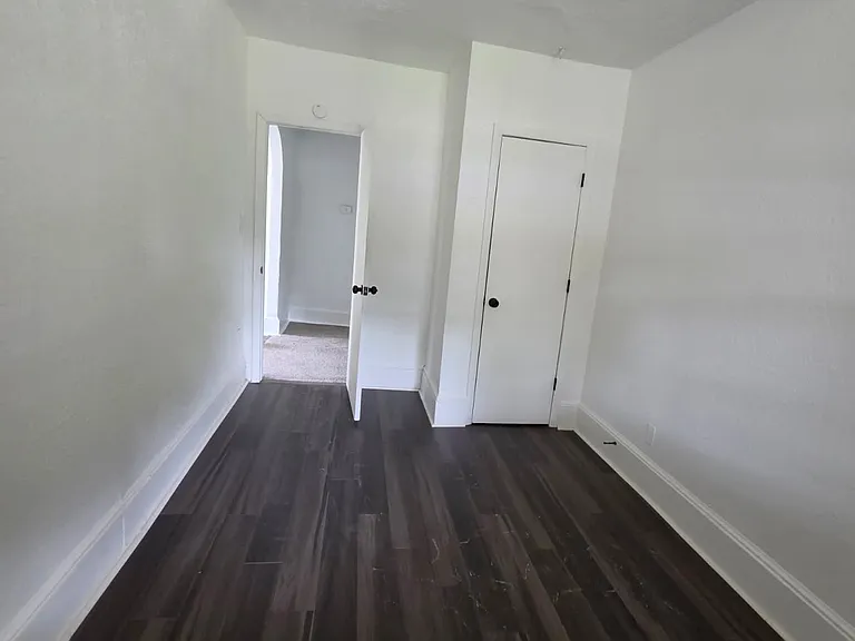 3923 Springfield Blvd #2 — Photo 25