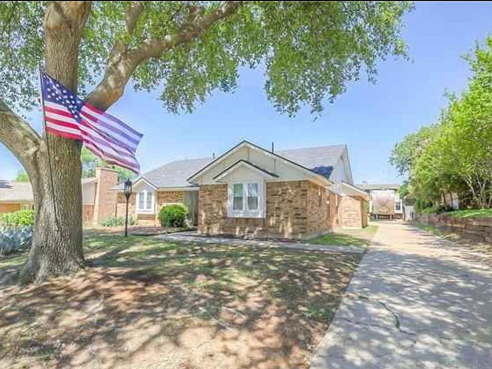 1st image of 2928 Cresthaven Dr