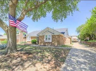 2928 Cresthaven Dr, Grapevine, TX 76051