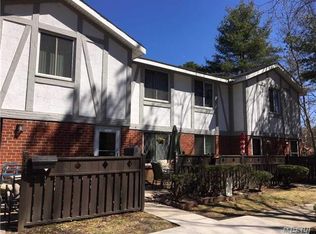 848 Birchwood Rd, Medford, NY 11763