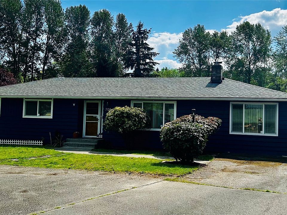 1st image of 709 S 137th Place