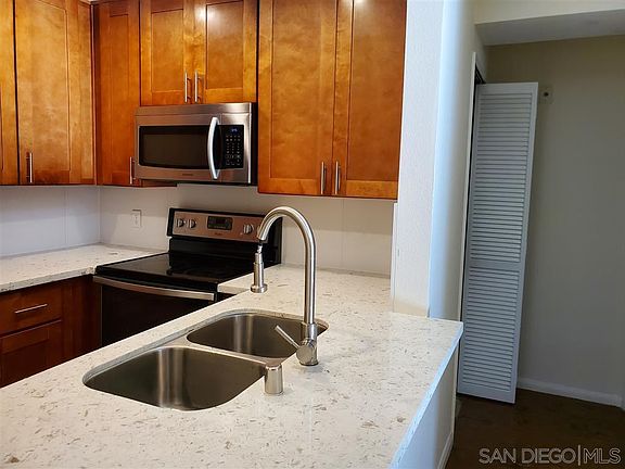 2nd image of 8889 Caminito Plaza Centro #7316