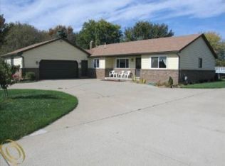 19353 22 Mile Rd, Macomb, MI 48044