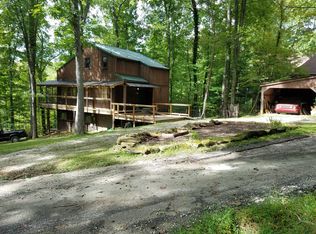 137 Wychwood Dr, Nashville, IN 47448