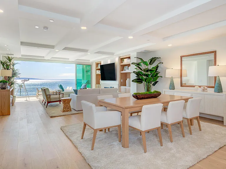 Sea View Villas — Photo 121