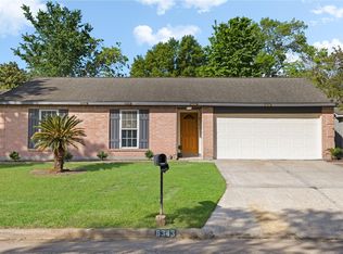 8343 Carriage Creek Dr, Houston, TX 77064