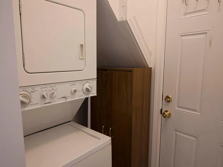 74 Oak St #B — Photo 18