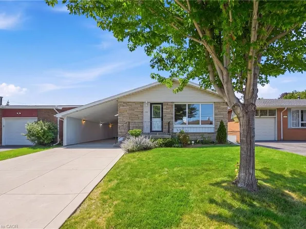 104 Nash Rd S, Hamilton, ON L8K 4J7