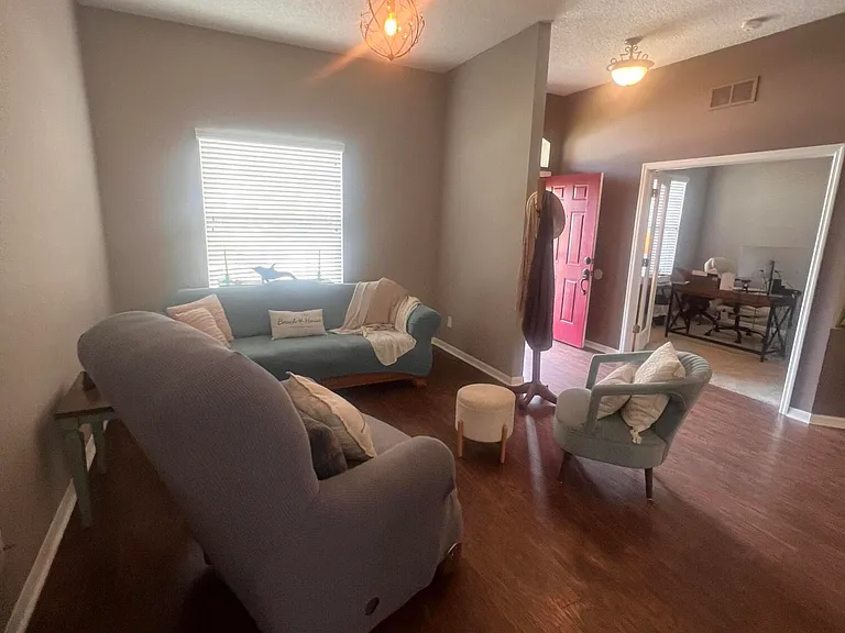 7368 Crepe Myrtle Ct — Photo 8
