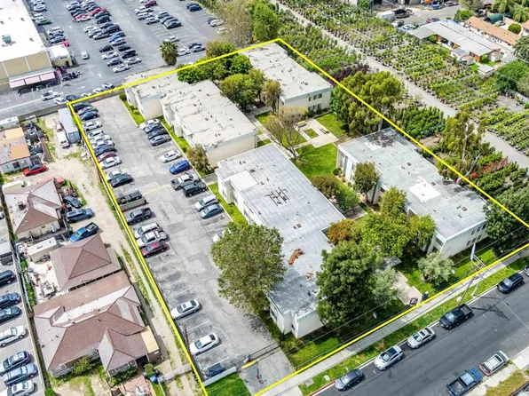 11744 Runnymede St, North Hollywood, CA 91605