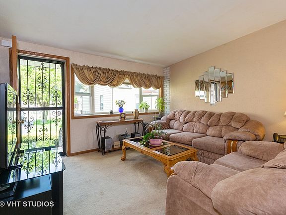 2nd image of 4548 N Newland Ave
