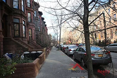 Rented by Metropolitan Realty