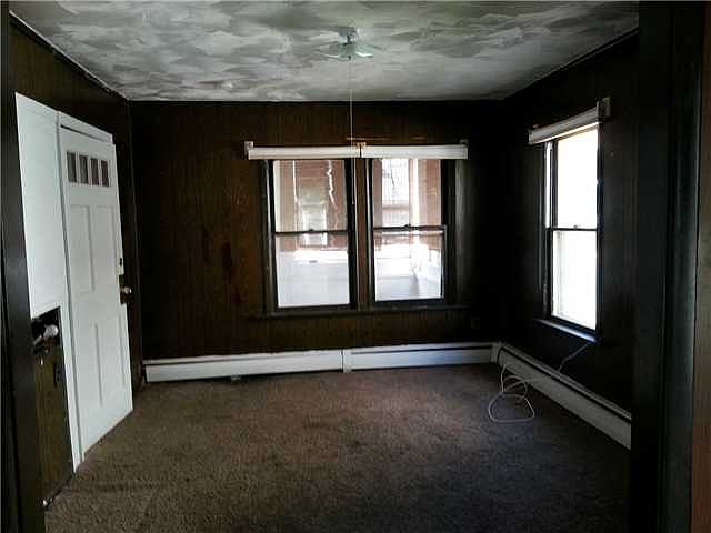 2nd image of 16 Hudson View Ter