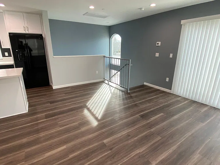 8397 Cherry Ave — Photo 14