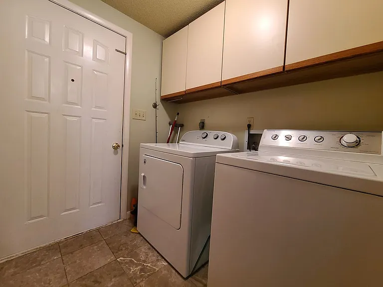 3123 S Lakeshore Dr — Photo 7