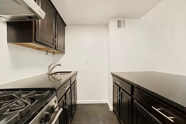 Rented by Brown Harris Stevens | media 6