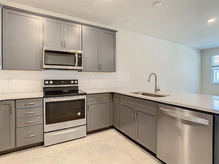 14424 Orchid Island Dr — Photo 7