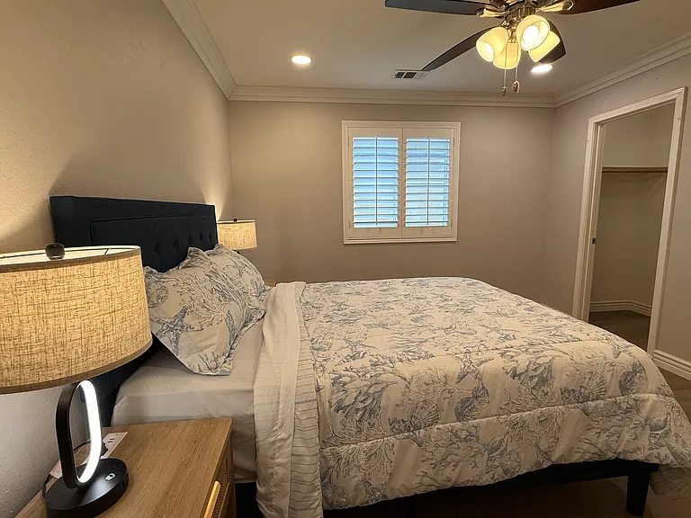 Cascade Dr — Photo 11