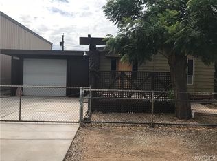 586 E Gordon Dr, Mohave Valley, AZ 86440