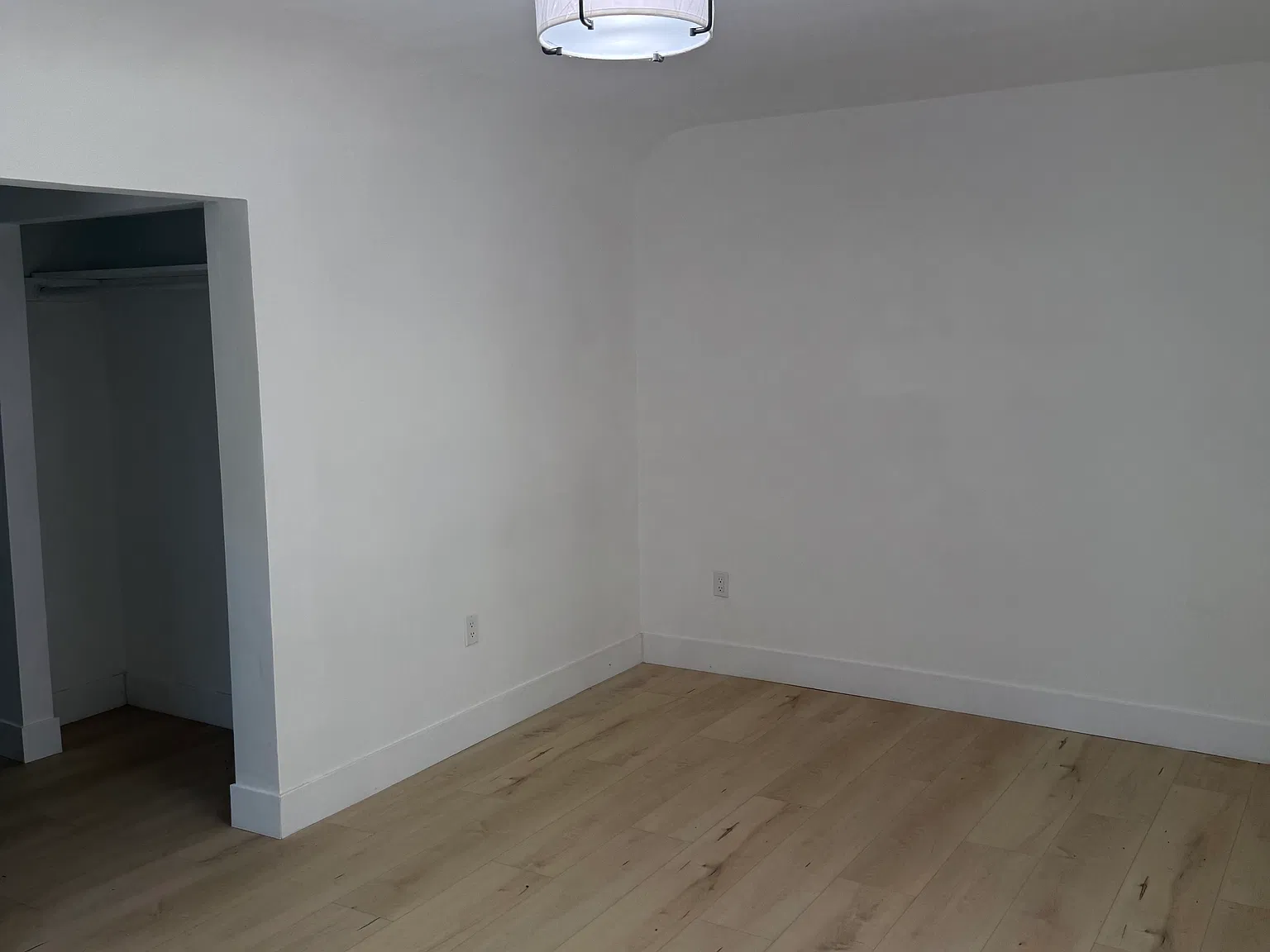 3 bed, $2,800 — Photo 1