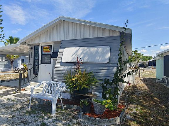 3rd image of 2206 Chaney Dr #335