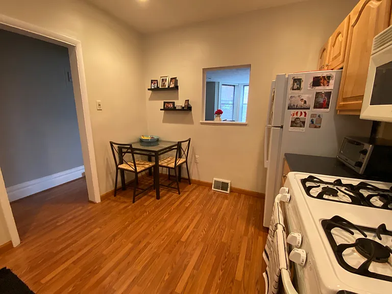 121 Grandview Ave #6 — Photo 7