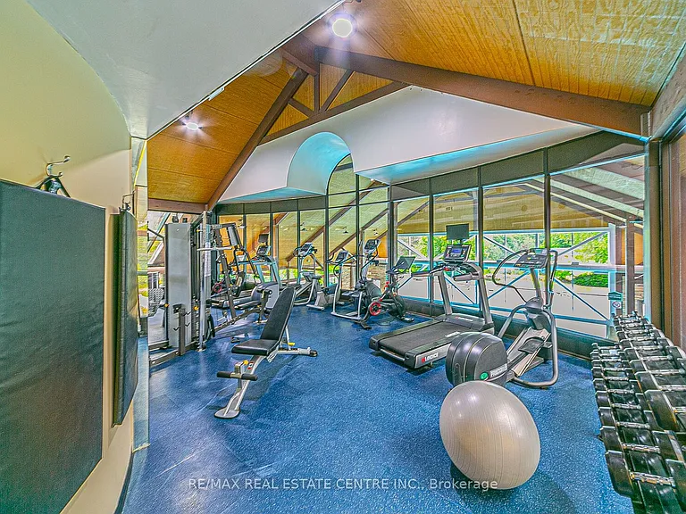 90 Highland Dr #2228 — Photo 34