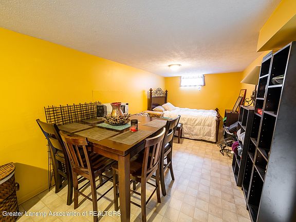 5th image of 355 E South St #353