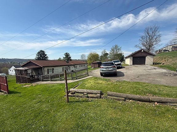 3rd image of 106 Tank Hill Rd
