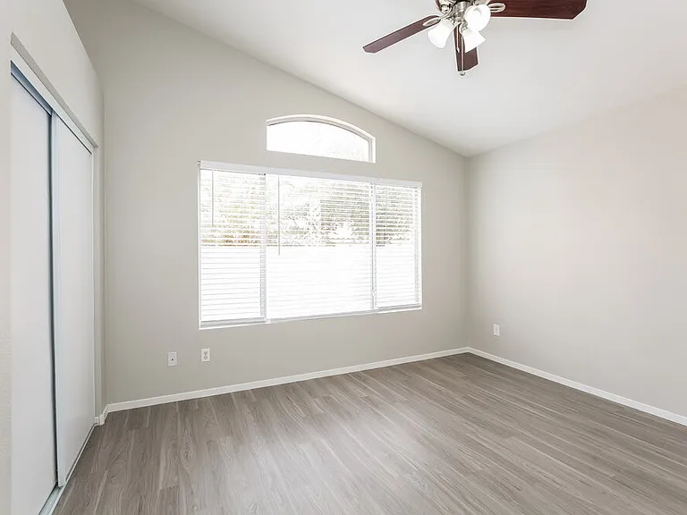 6102 Giant Forest Ln — Photo 8