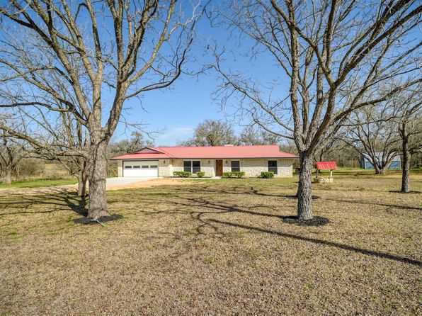 1883 Fm 20, Red Rock, TX 78662